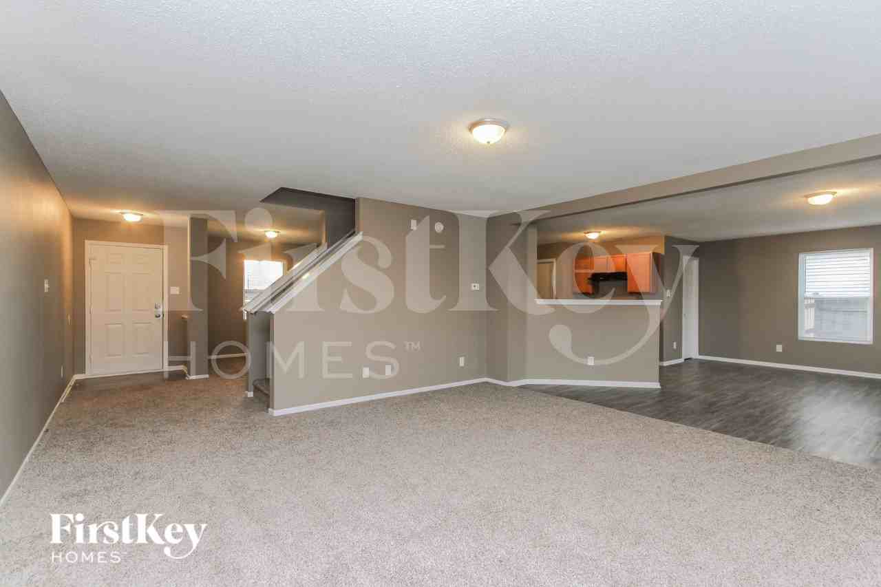 3409 Brandenburg Blvd - Photo 3 of 16