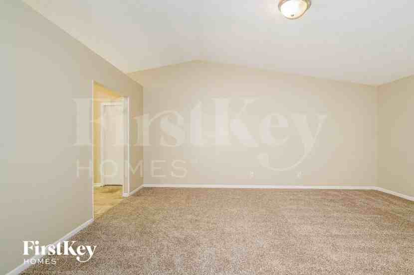 2804 Grassy Creek Dr - Photo 2 of 15