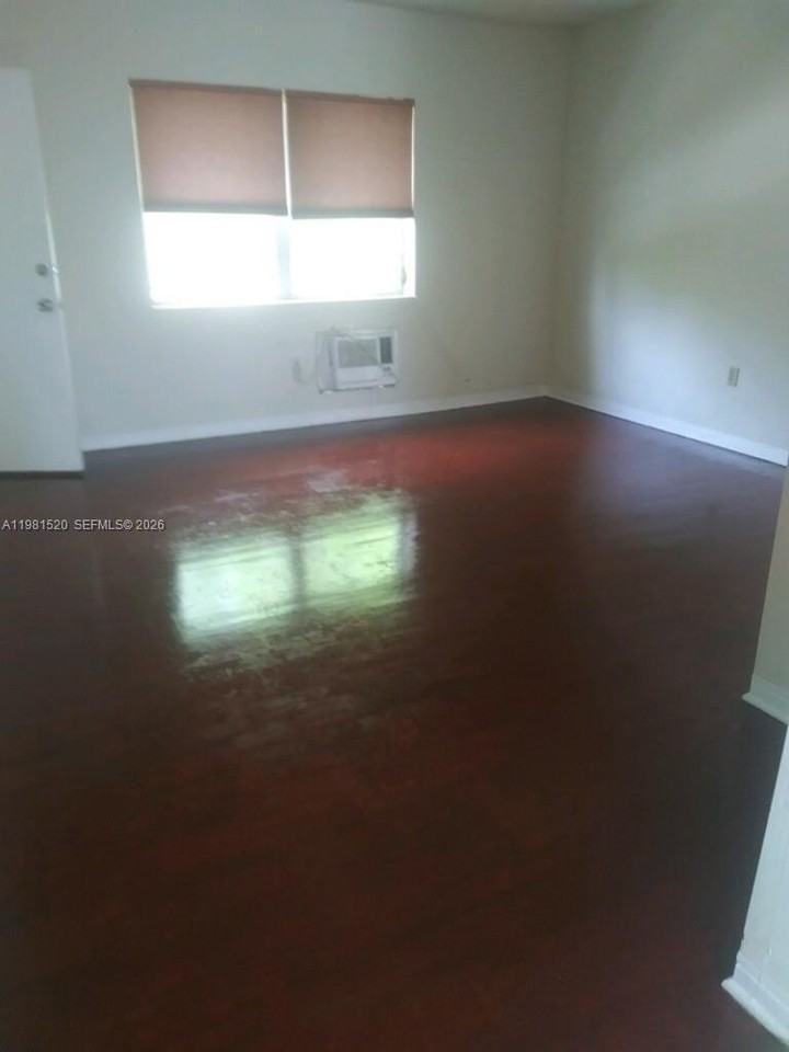 503 Anastasia Ave #7 - Photo 2 of 5