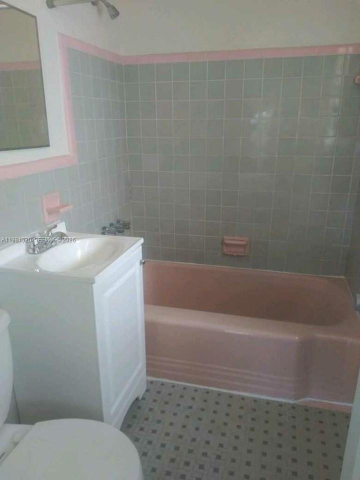 503 Anastasia Ave #7 - Photo 5 of 5