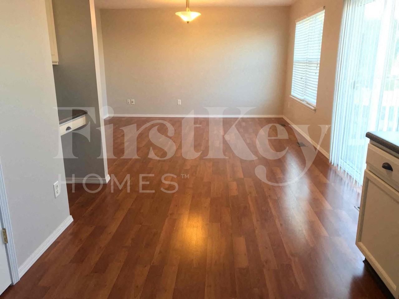 2005 Briarridge Dr - Photo 7 of 24