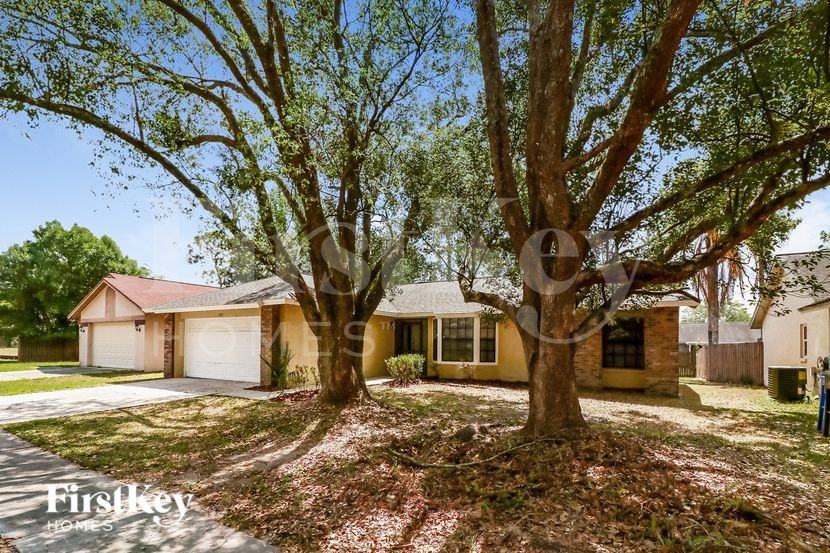 1907 Landside Dr - Photo 2 of 15