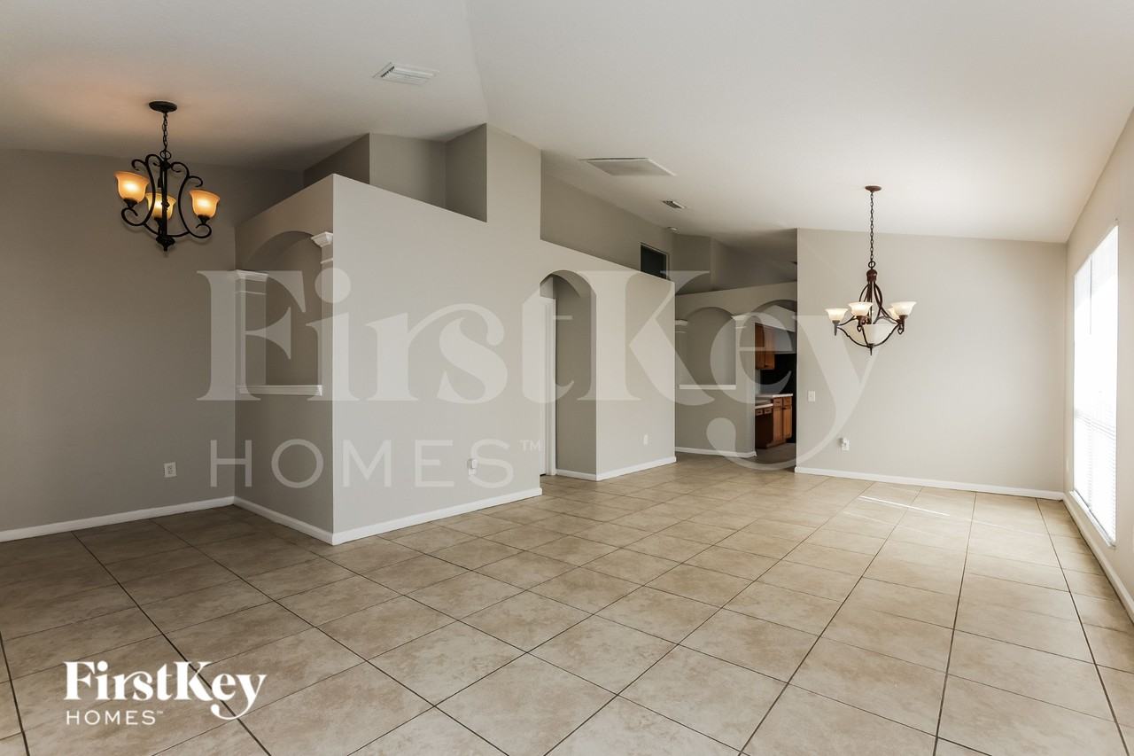 13233 Evening Sunset Ln - Photo 7 of 19