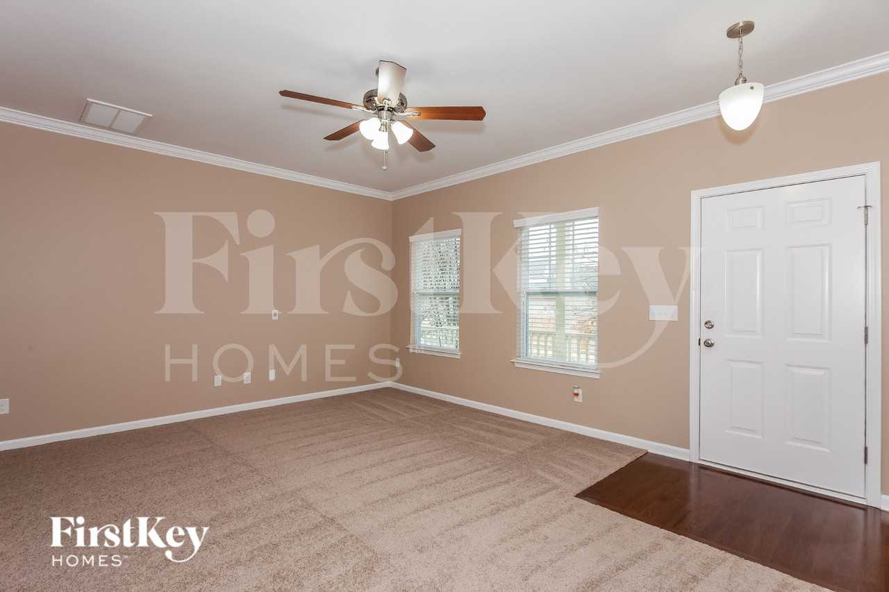 11507 Mcdunkeld Dr - Photo 2 of 18