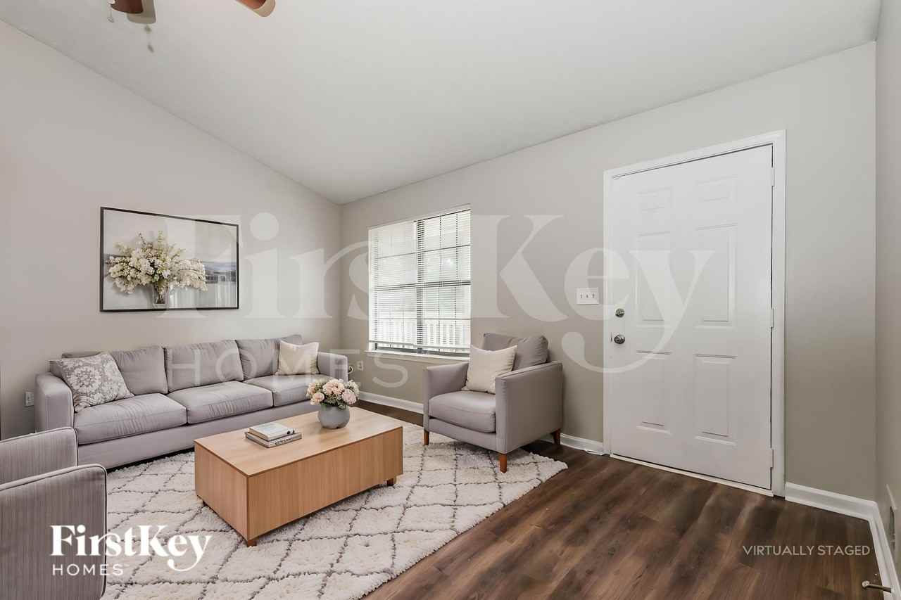 10485 Ace Ct - Photo 3 of 19