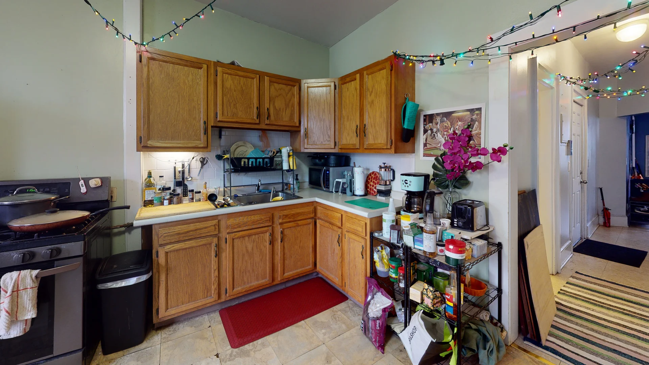 39 Mozart St #2