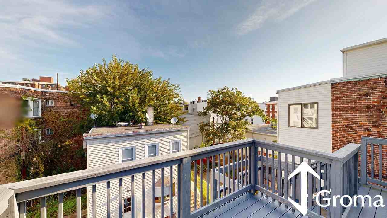 197 Maverick Street194-194A Maverick St. #2 - Photo 6 of 19