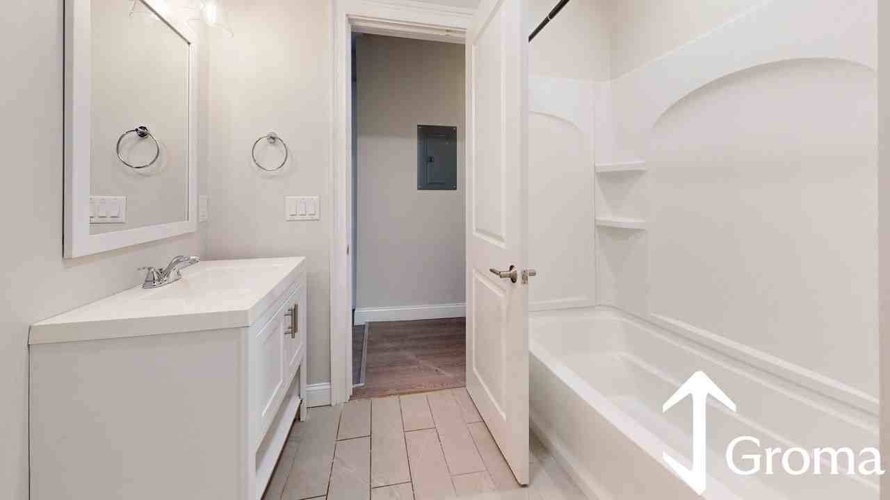 47 Morris St #3 - Photo 2 of 9