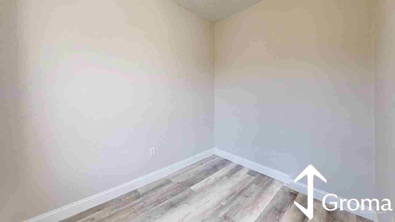 47 Morris St #3 - Photo 7 of 9