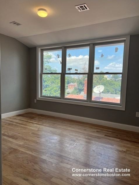 21 Rockville Park #4 - Photo 4 of 8