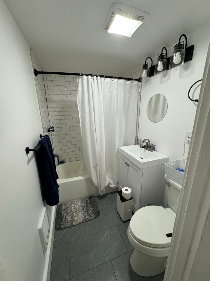 213 Maverick St #B1 - Photo 5 of 7