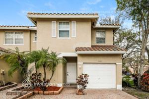 featured image of 4000 Nw 91st Ter
