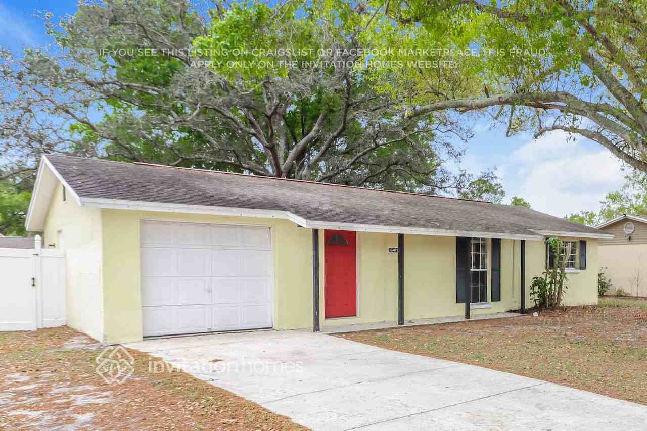 6419 Willow Wood Ct - Photo 3 of 17