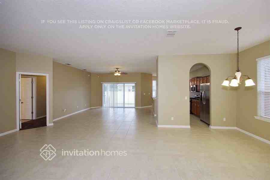 809 James Way - Photo 3 of 18