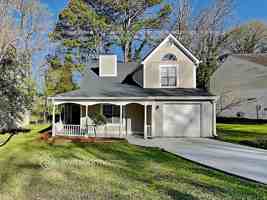 featured image of 1052 Autumn Crest Dr