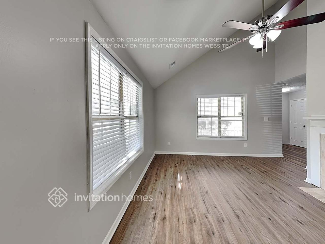 1052 Autumn Crest Dr - Photo 5 of 19