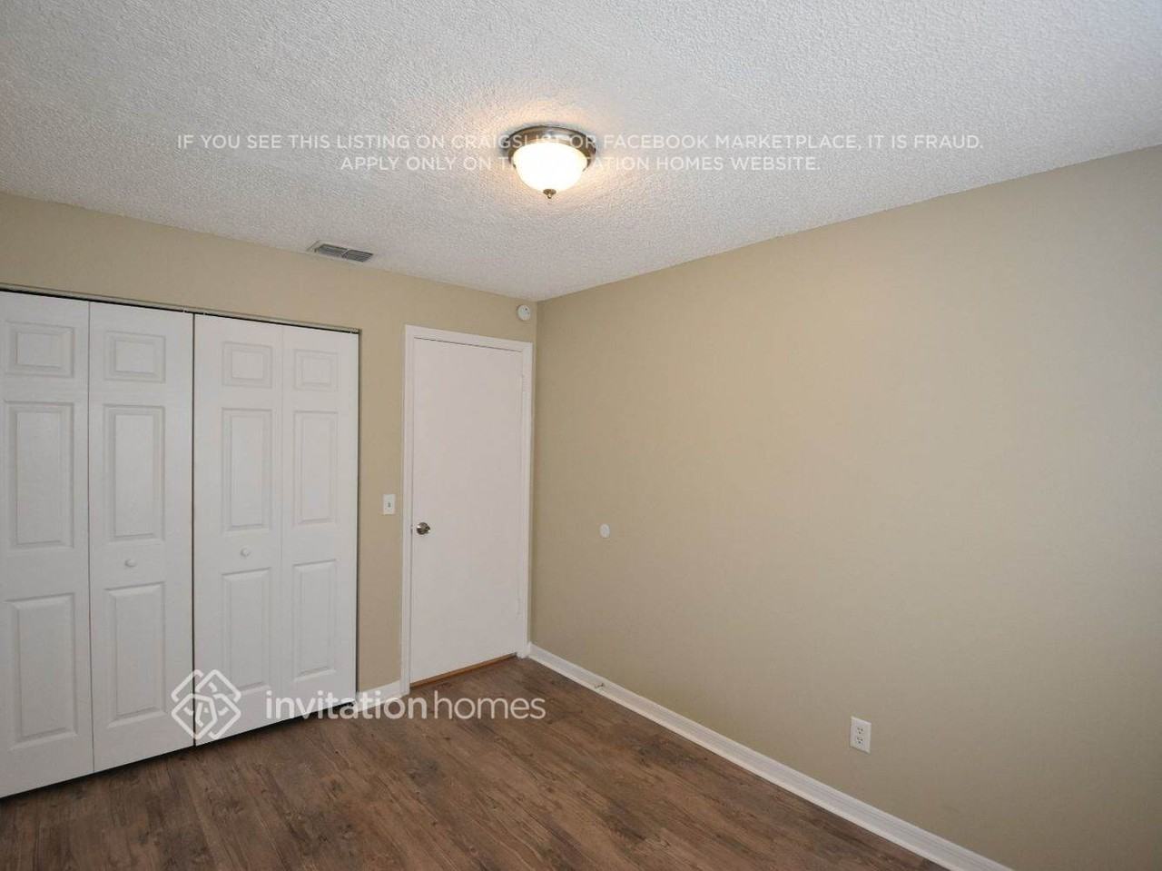2121 Redleaf Dr - Photo 4 of 6
