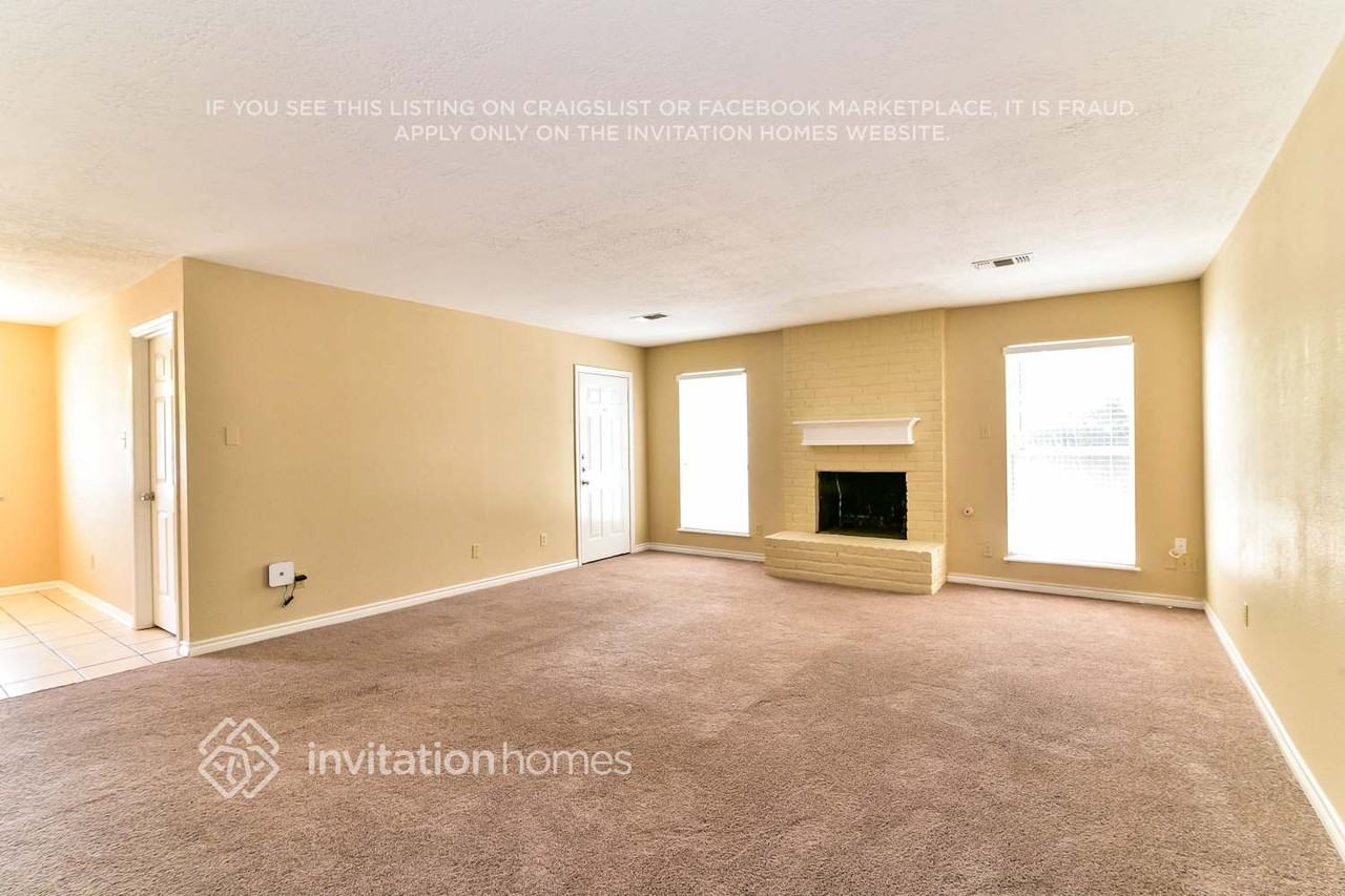 13503 Meisterwood Dr - Photo 3 of 15