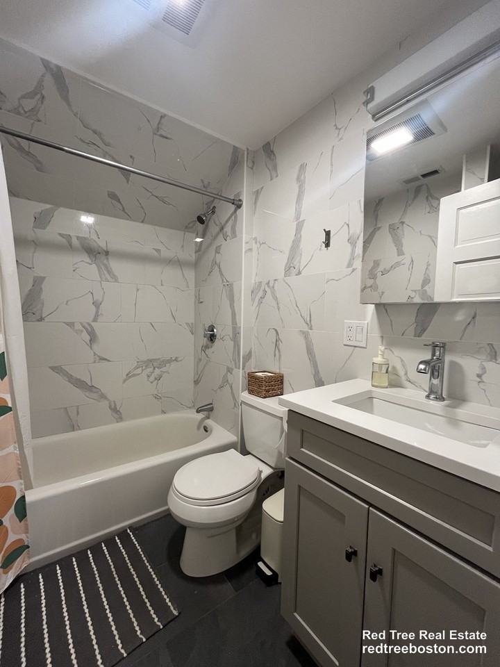 18 Colberg Ave #3 - Photo 4 of 23