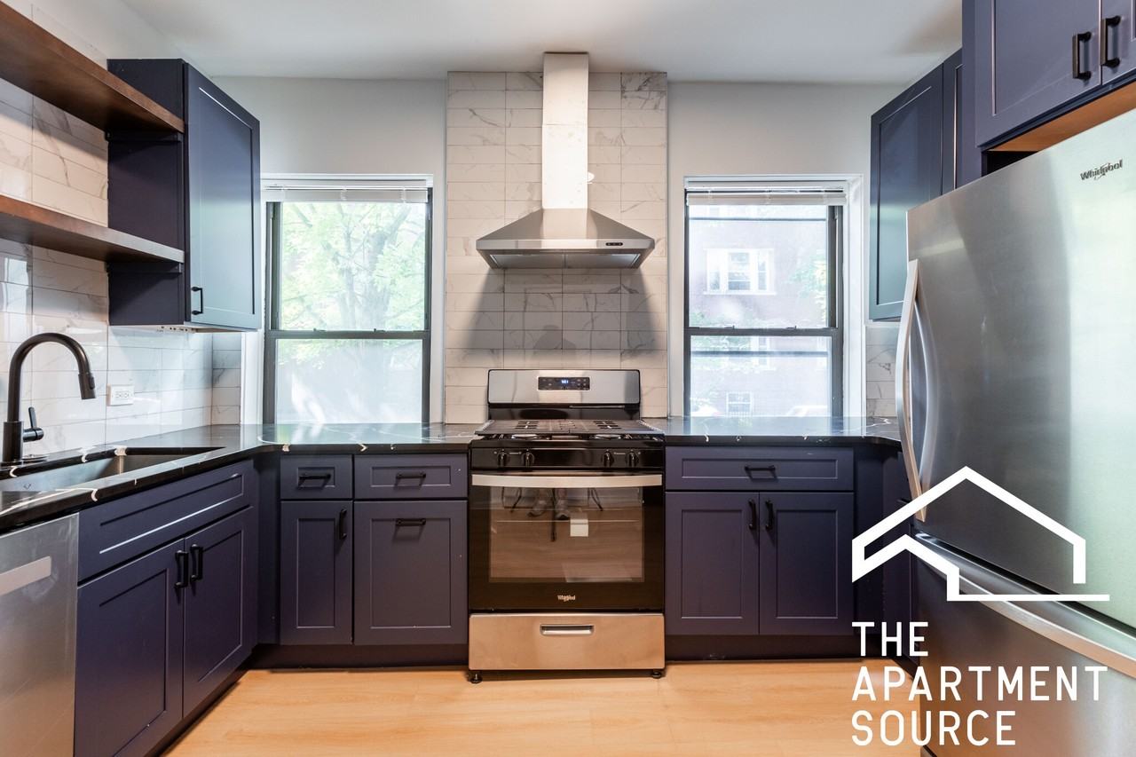 2700 N Troy St #1F - Photo 2 of 13