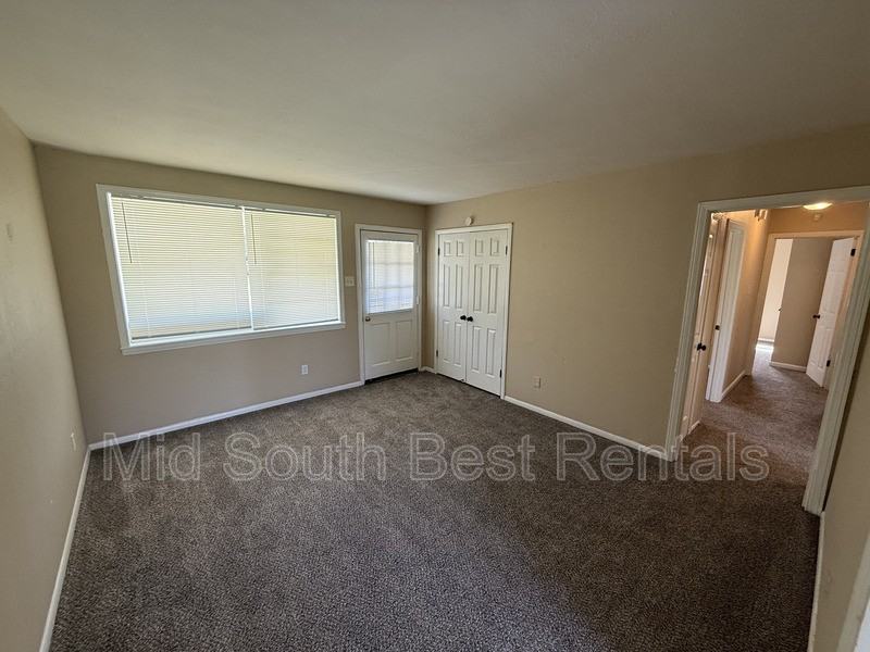 3529 Pueblo Ave - Photo 2 of 15