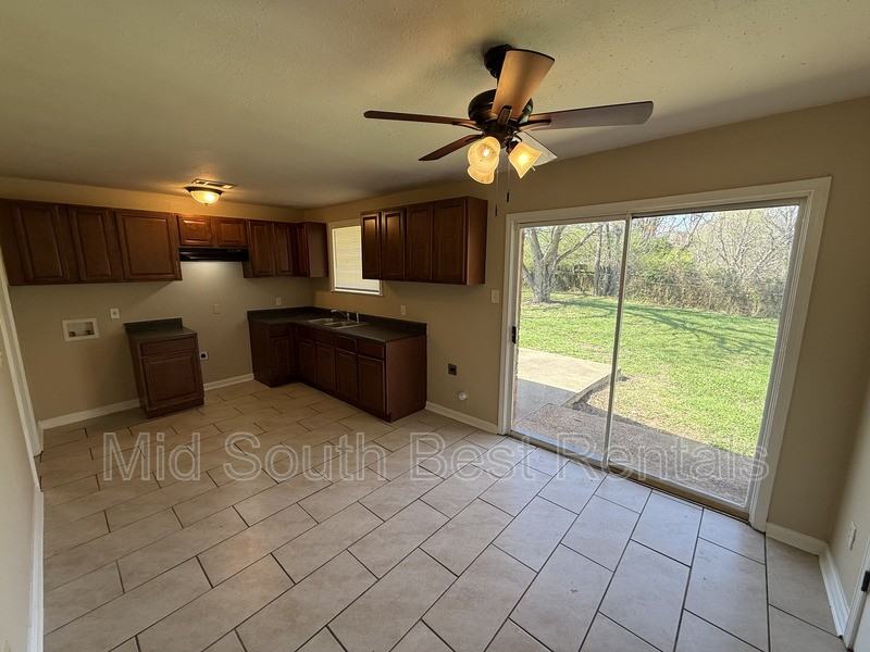 3529 Pueblo Ave - Photo 3 of 15