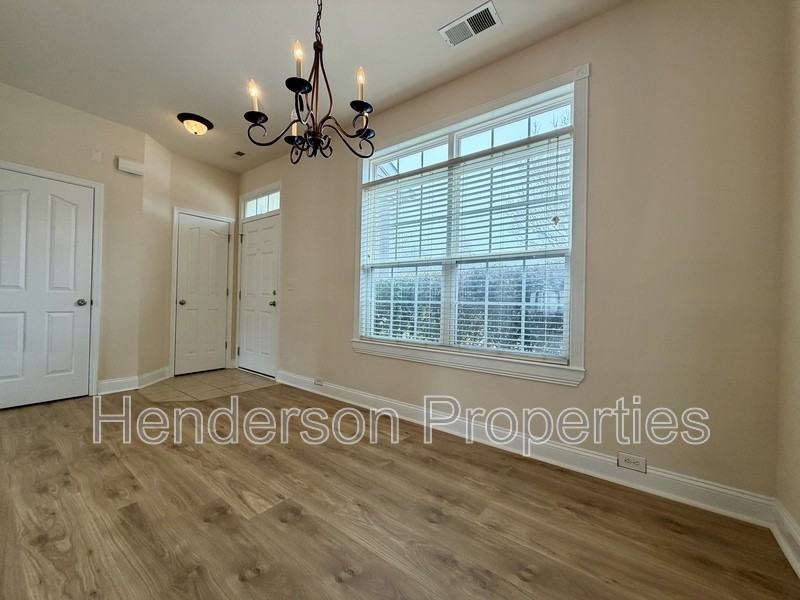 14008 Lyon Hill Ln - Photo 2 of 29