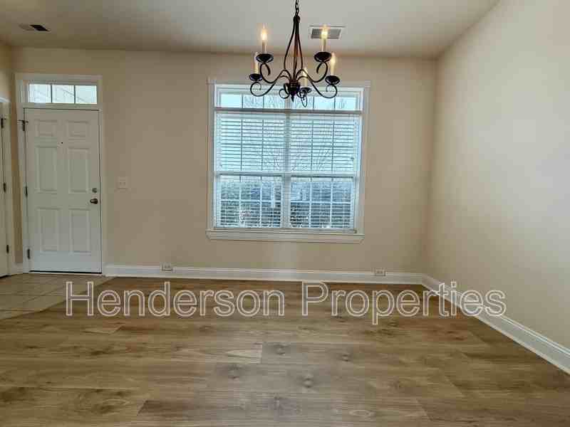 14008 Lyon Hill Ln - Photo 3 of 29