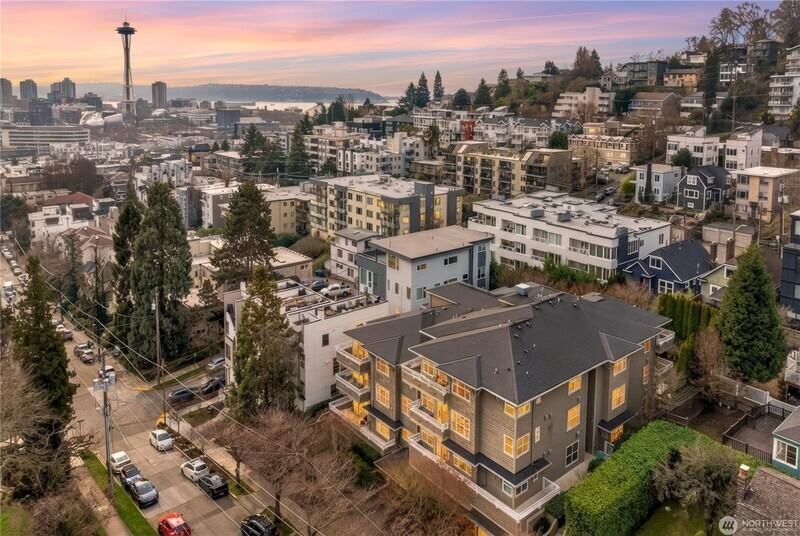 1415 6th Ave N #401 - Photo 4 of 14