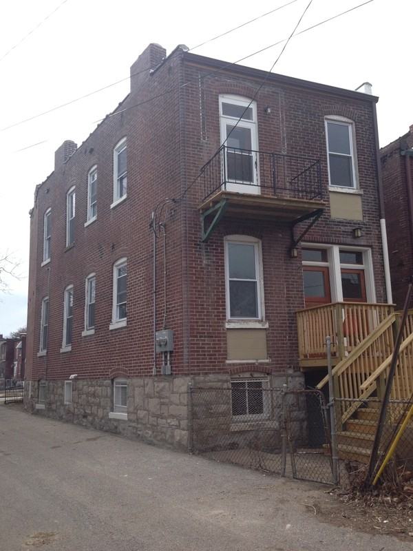 2717 Arsenal 1F - Photo 5 of 6