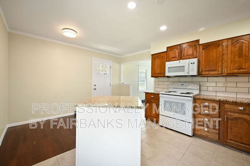 1200 E 136th St - Photo 7 of 18