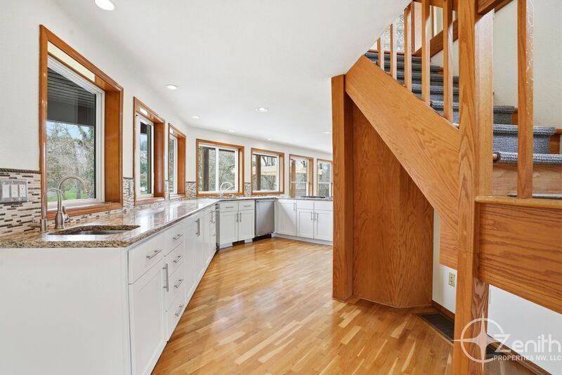 541 K St - Photo 7 of 45