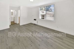 featured image of 2039 Macarthur Blvd #9