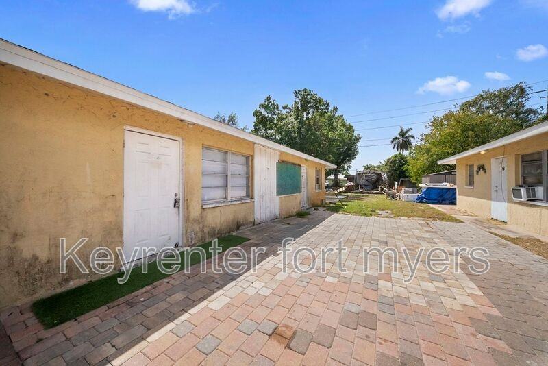 464A Carolina Ave - Photo 3 of 13