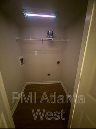 5325 The Savoy St - Photo 7 of 9