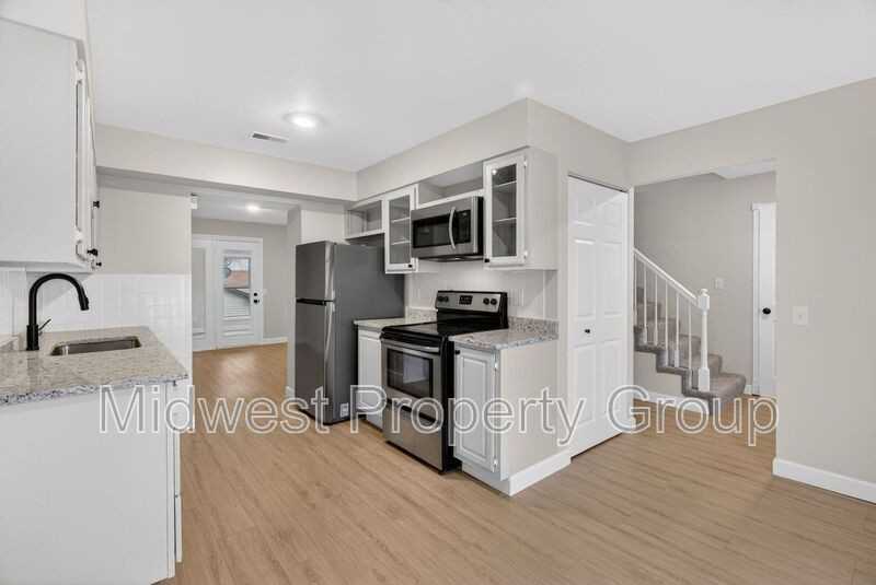 90 Sutters Mill Rd - Photo 5 of 50