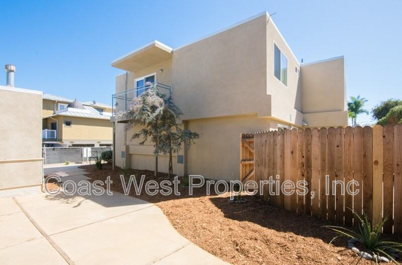 120 Phoebe St - Photo 5 of 21