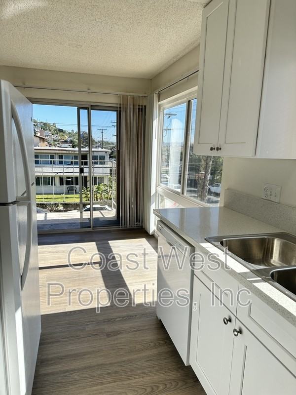 3111 Macaulay St - Photo 7 of 17