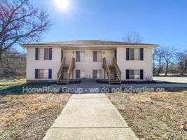 featured image of 700 Ne Ball Dr #A