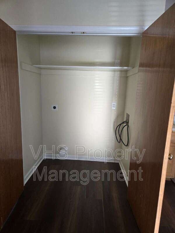 510 Sperryville Pike - Photo 7 of 26