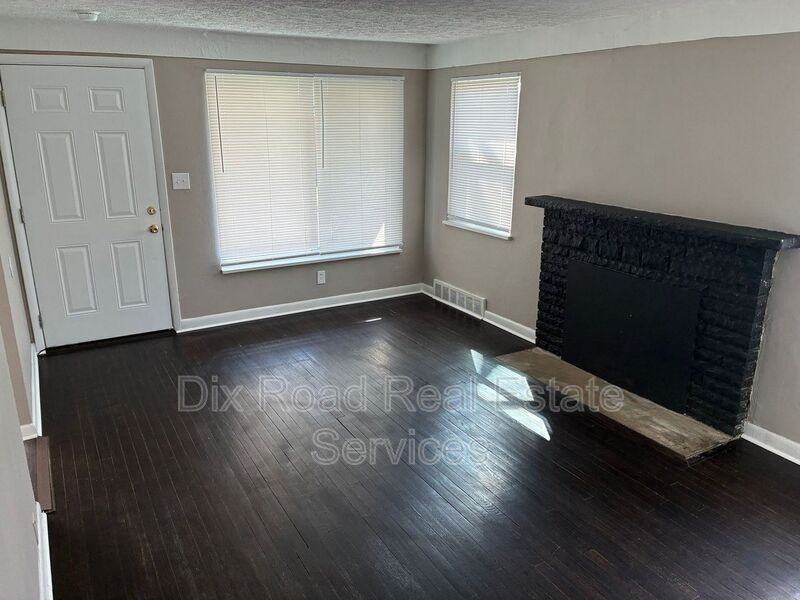 3221 W Riverview Ave - Photo 3 of 19