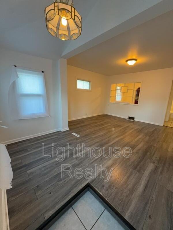 4334 Hickory Ave - Photo 2 of 12