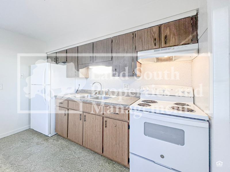 5852 Olender Dr - Photo 6 of 13