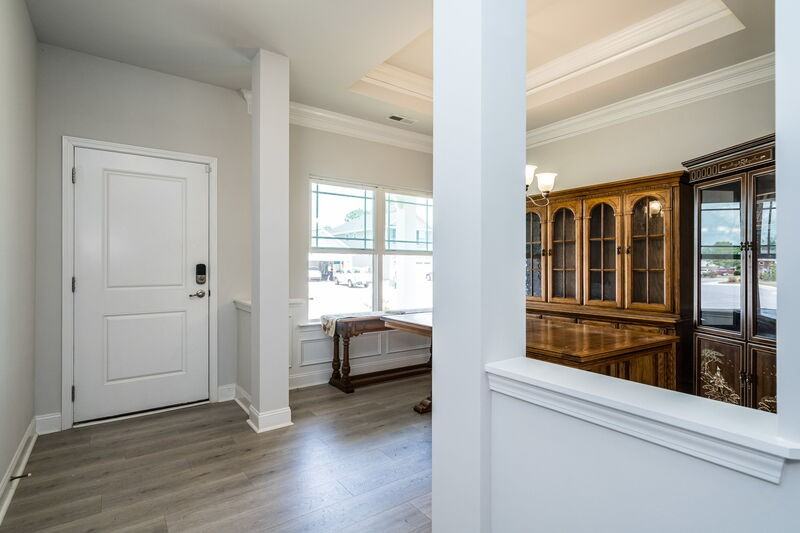 105 Boomer St - Photo 7 of 25