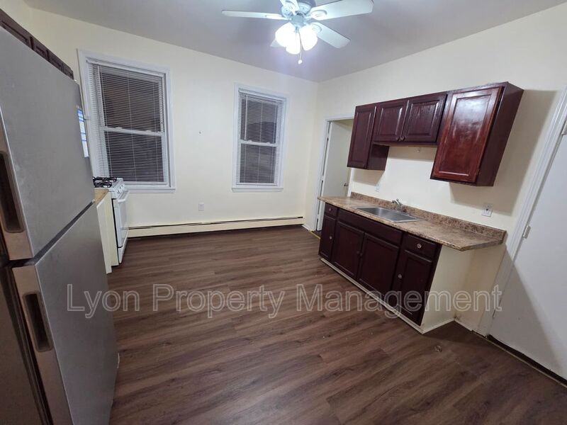 87 Lydia St #2 - Photo 3 of 14