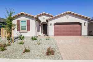 featured image of 9524 W Flower St