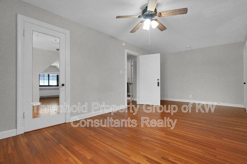 2208 Arlington Ave #6 - Photo 7 of 30