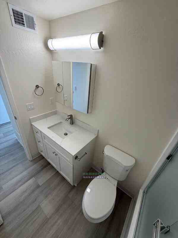 310 1st St #1 - Photo 3 of 12