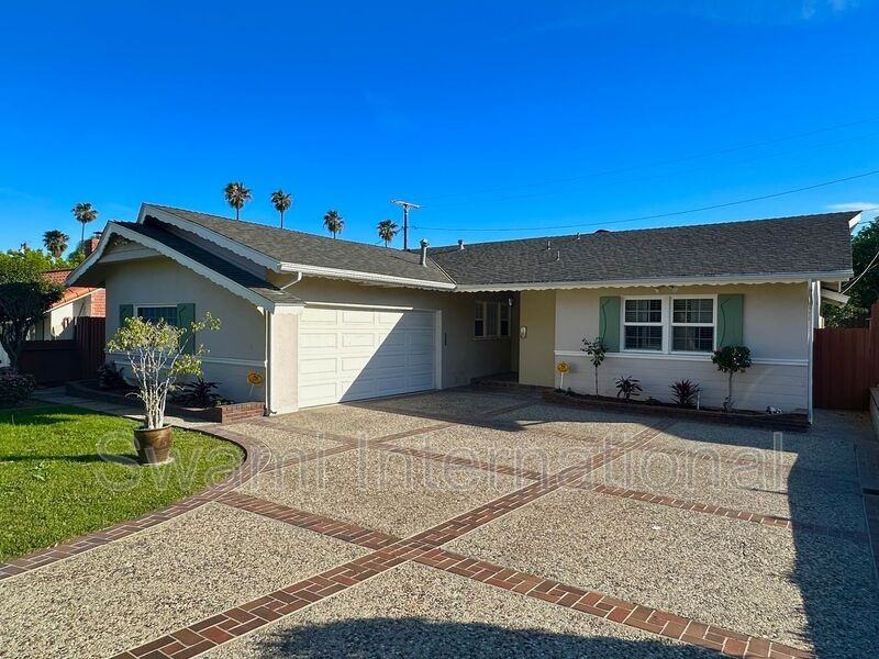 1820 Avenida Estudiante - Photo 2 of 50