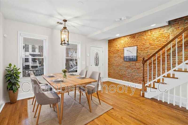 619 Orleans Pl Ne - Photo 2 of 34